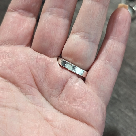 Statement raw amethyst & sterling silver ring - Picture 3 of 4